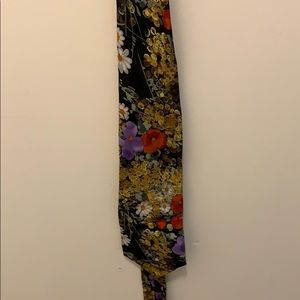 Brioni neck tie